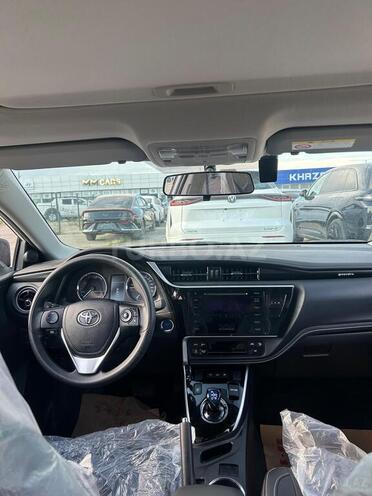 Toyota Corolla-9