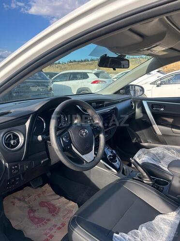 Toyota Corolla-7