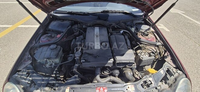 Mercedes C 180 2003, 260,000 km - 1.8 l - Bakı