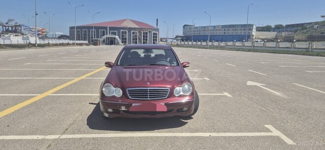 Mercedes C 180 2003, 260,000 km - 1.8 l - Bakı