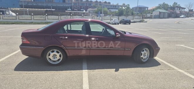 Mercedes C 180 2003, 260,000 km - 1.8 l - Bakı
