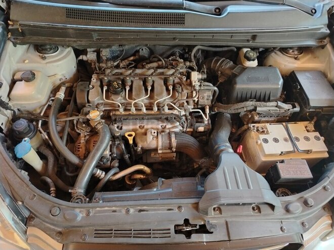 Kia Carens 2006, 254,650 km - 2.0 l - Bakı