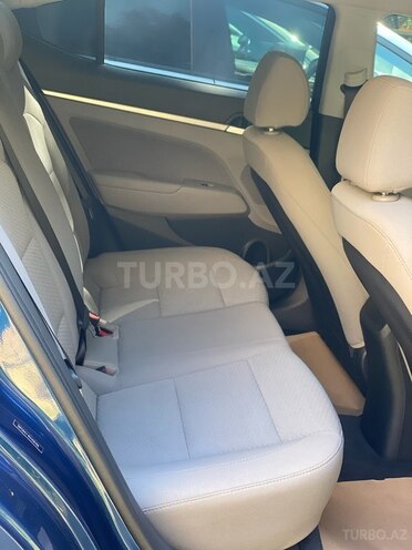 Hyundai Elantra 2019, 123,000 km - 2.0 л - Bakı