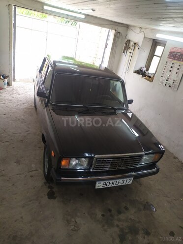 LADA (VAZ) 2107 2011, 98,423 km - 1.6 l - Salyan