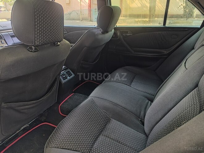 Mercedes E 220 2000, 350,000 km - 2.2 l - Ağcabədi