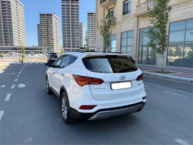 Hyundai Santa Fe-11