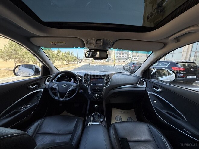Hyundai Santa Fe-15