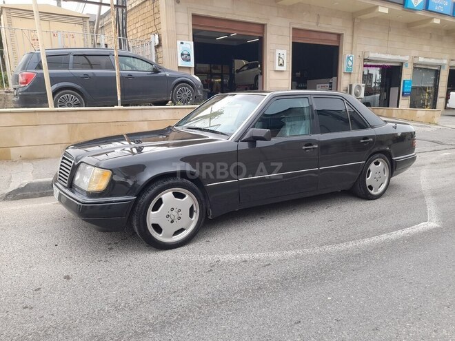Mercedes E 220 1994, 375,000 km - 2.2 l - Bakı