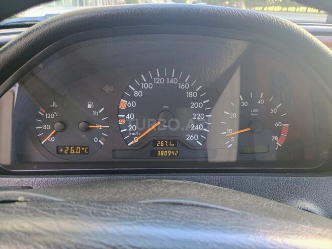 Mercedes C 240-7