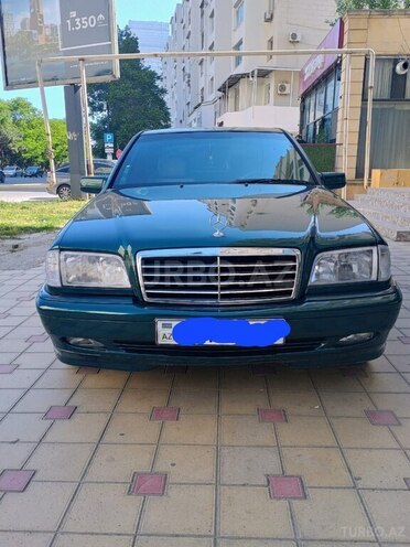 Mercedes C 240-1