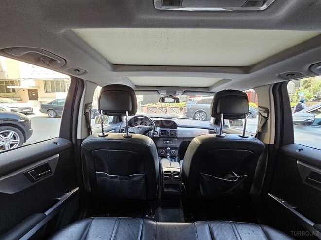 Mercedes  2010, 66,810 km - 3.0 l - Bakı