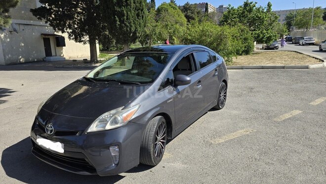 Toyota Prius 2015, 237,000 km - 1.8 л - Bakı