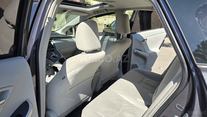 Toyota Prius 2015, 237,000 km - 1.8 л - Bakı