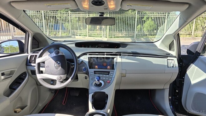 Toyota Prius 2015, 237,000 km - 1.8 л - Bakı