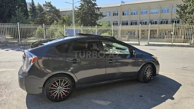 Toyota Prius 2015, 237,000 km - 1.8 л - Bakı