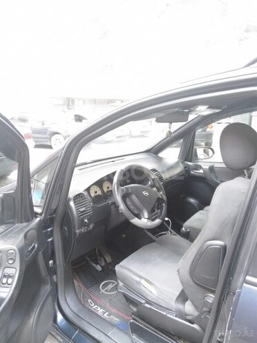 Opel Zafira 2002, 210,000 km - 2.2 l - Bakı