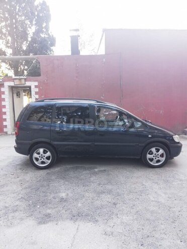Opel Zafira 2002, 210,000 km - 2.2 l - Bakı