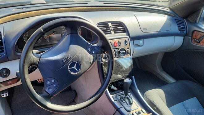 Mercedes  2000, 404,444 km - 2.3 l - Bakı