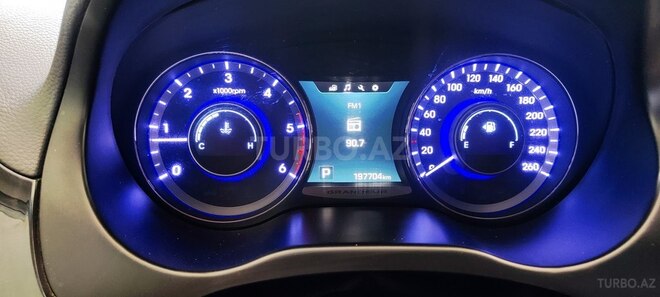 Hyundai Grandeur 2014, 197,500 km - 2.2 л - Bakı