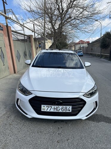 Hyundai Elantra 2018, 121,345 km - 2.0 л - Bakı