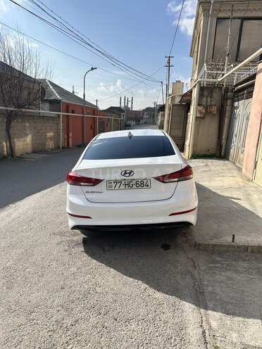 Hyundai Elantra 2018, 121,345 km - 2.0 л - Bakı