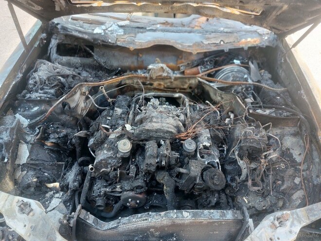 Mercedes E 280 2000, 29,000 km - 2.8 l - Bakı