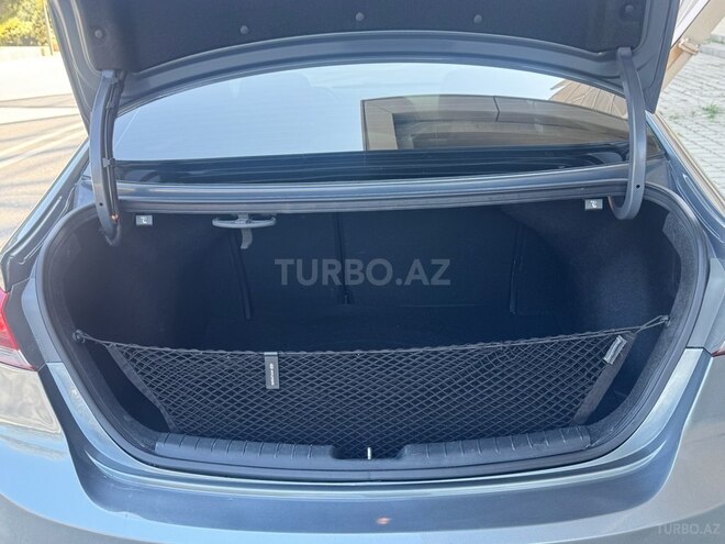 Hyundai Elantra 2017, 100,000 km - 2.0 l - Bakı