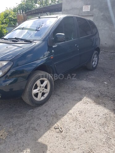 Renault Megane 2001, 236,900 km - 2.0 l - Şəki