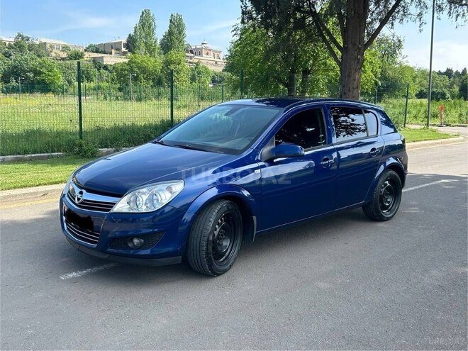 Opel Astra 2009, 255,000 km - 1.4 l - Gəncə