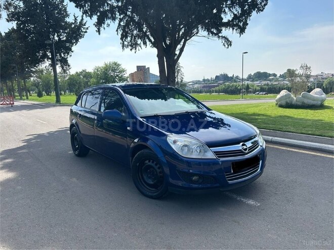 Opel Astra 2009, 255,000 km - 1.4 l - Gəncə
