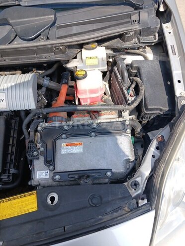 Toyota Prius 2010, 250,000 km - 1.5 l - Gəncə