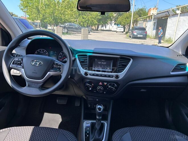 Hyundai Accent 2020, 73,600 km - 1.6 л - Bakı