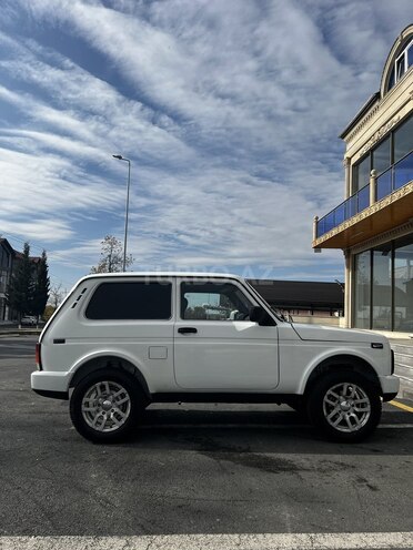 LADA (VAZ) Niva 2011, 220,000 km - 1.7 л - Zaqatala