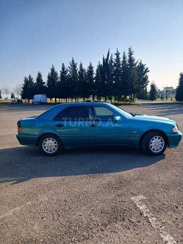 Mercedes C 180 1998, 698,000 km - 1.8 l - Astara