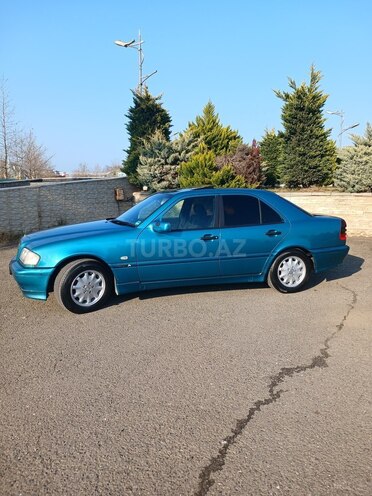 Mercedes C 180 1998, 698,000 km - 1.8 l - Astara