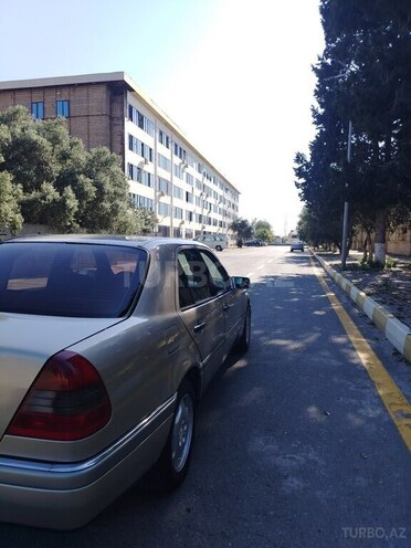 Mercedes C 180 1994, 206,002 km - 1.8 l - Bakı