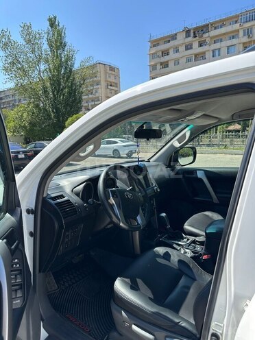 Toyota Land Cruiser Prado 2011, 137,000 km - 2.7 l - Bakı