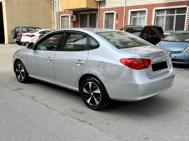Hyundai Elantra 2009, 299,999 km - 1.6 l - Bakı