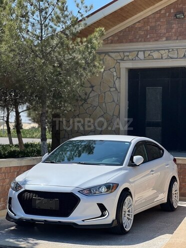 Hyundai Elantra 2018, 119,611 km - 2.0 л - Bakı
