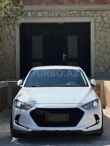 Hyundai Elantra 2018, 119,611 km - 2.0 л - Bakı