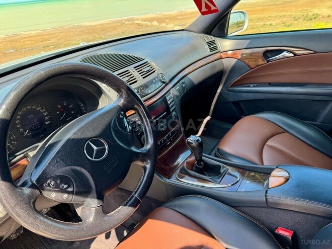 Mercedes E 220 d 2003, 394,000 km - 2.2 l - Bakı