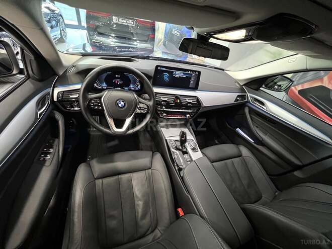 BMW 530e 2022, 27,000 km - 2.0 l - Bakı