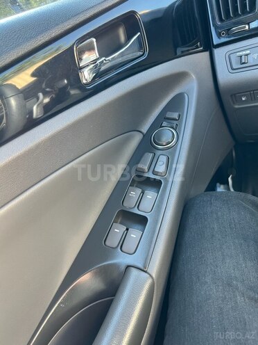 Hyundai Sonata 2010, 179,700 km - 2.0 л - Bakı