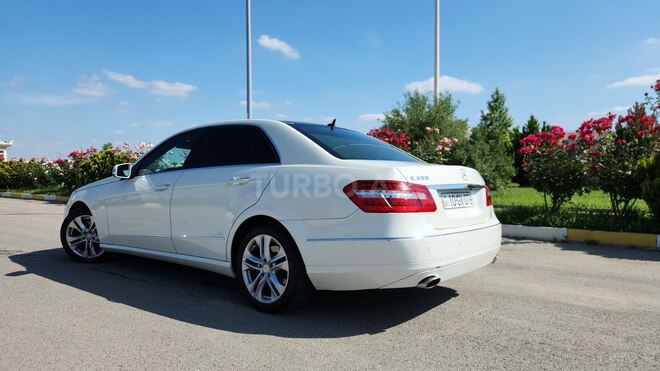 Mercedes E 300 2009, 236,420 km - 3.0 l - Kürdəmir