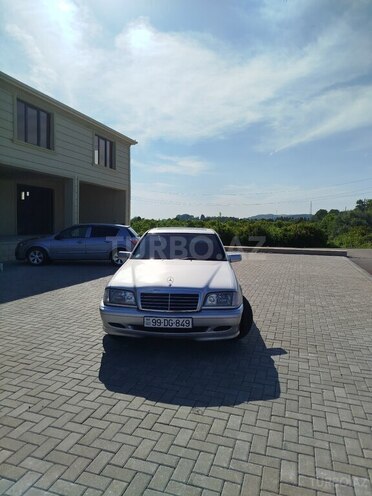 Mercedes C 180 1999, 256,000 km - 1.8 l - Göyçay