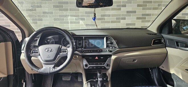 Hyundai Elantra 2016, 50,000 km - 2.0 l - Bakı