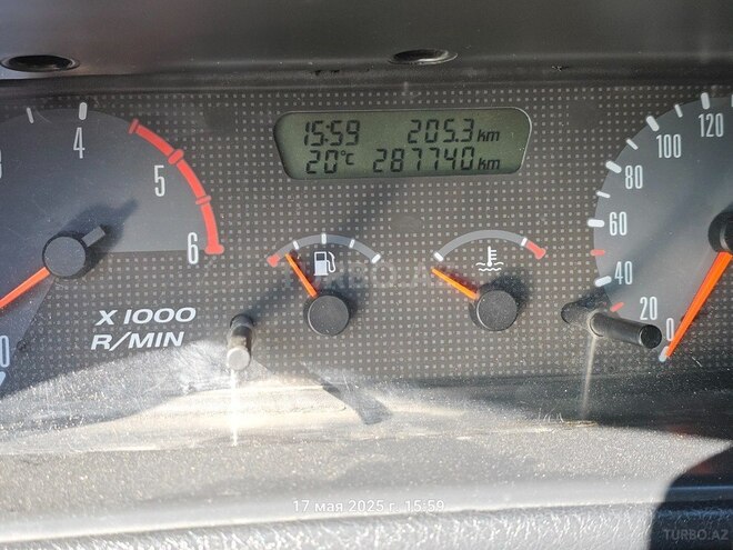 Nissan Terrano 2003, 287,000 km - 3.0 l - Bakı