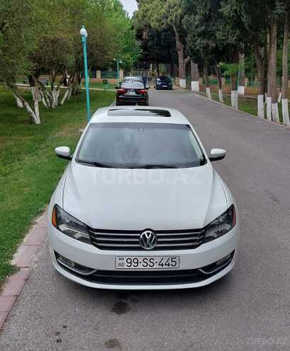Volkswagen Passat 2013, 330,000 km - 1.8 л - Bakı