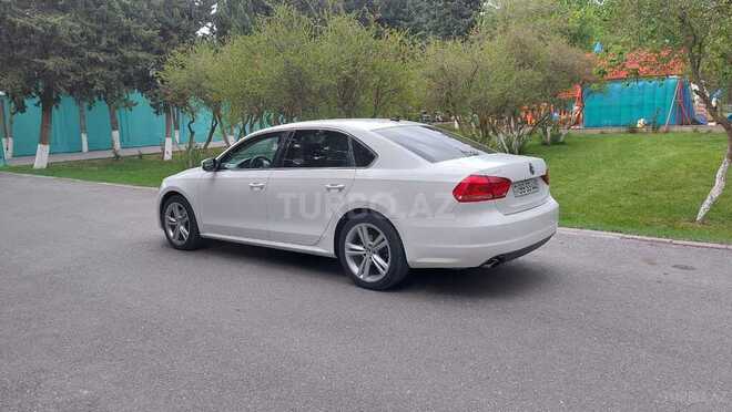 Volkswagen Passat 2013, 330,000 km - 1.8 л - Bakı