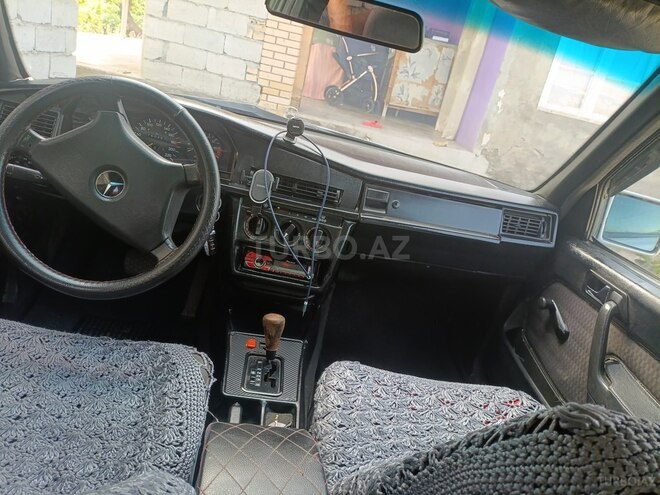 Mercedes 190 1990, 250,000 km - 2.0 l - Naxçıvan
